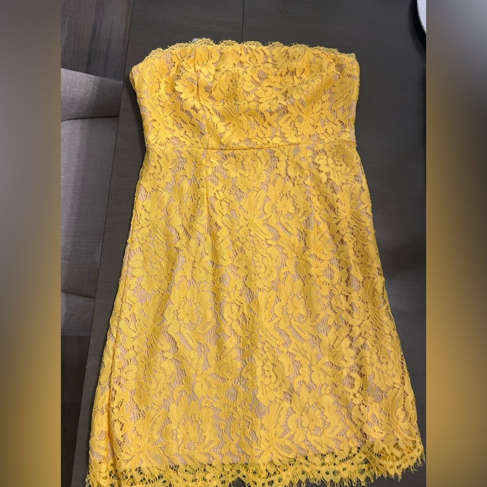 Lulus yellow lace strapless mini dress